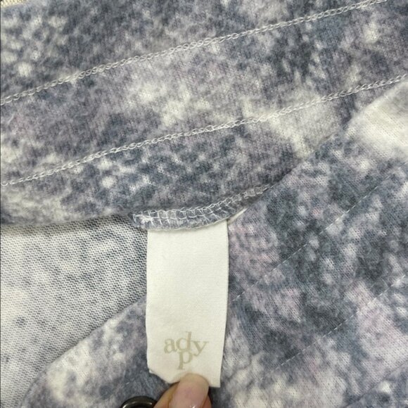 Adyson Parker  Printed  Tie-Waist Soft Knit Pants - Picture 5 of 11